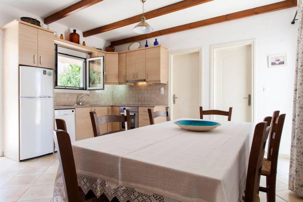 Beautiful Holiday House Near The Sea 锡西 外观 照片